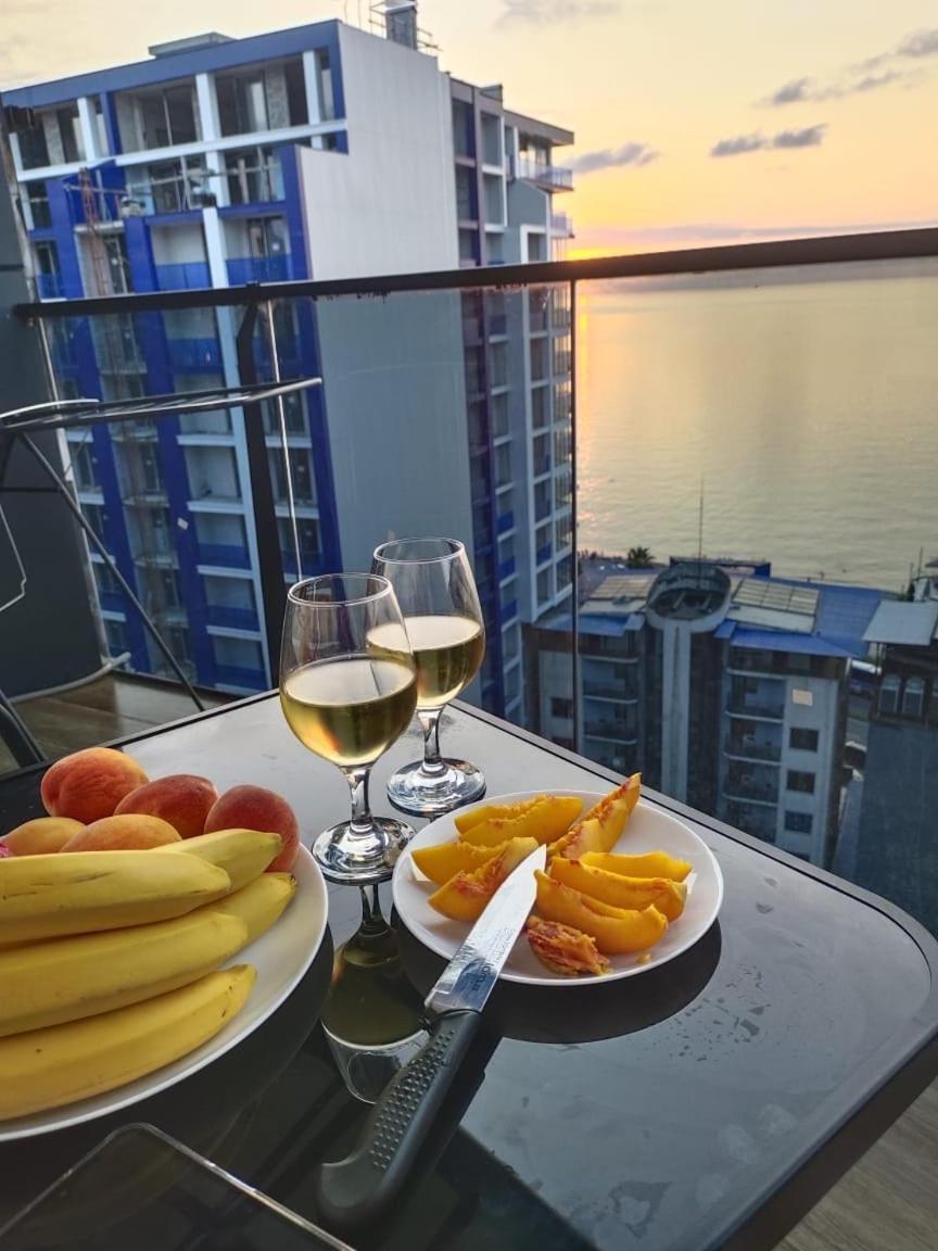 Bi Residence Sea View Luxury Batumi Exterior foto